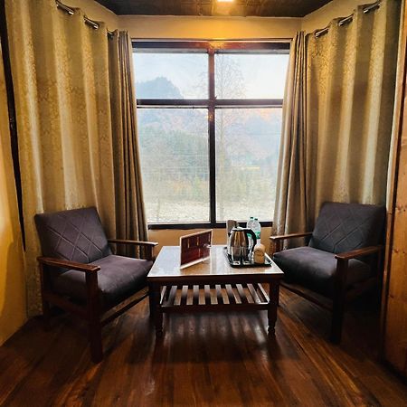 Hotel Green Link -#Near Volvo Bus Stand #Mountain View #River View #Open Terrace Manali  Exterior photo